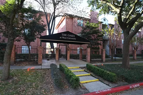 4041 Law St #606, Houston, TX 77005