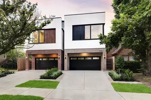 1634 Castle Ct, Houston, TX 77006