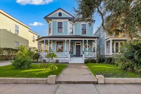 2207 Avenue P, Galveston, TX 77550
