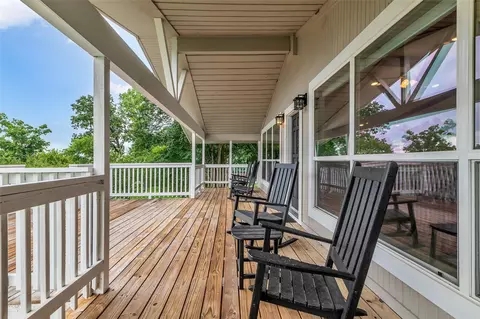 671 Lakeview Hbr, Onalaska, TX 77360