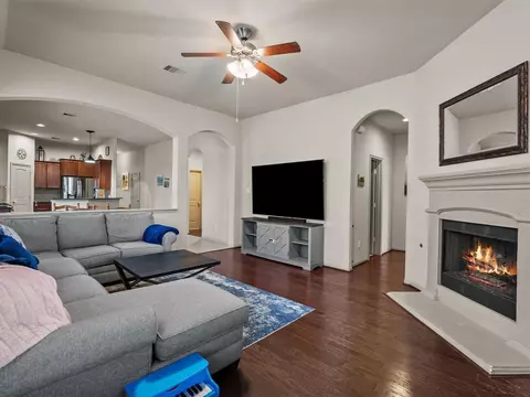 605 Pedernales St, Webster, TX 77598 photo 1