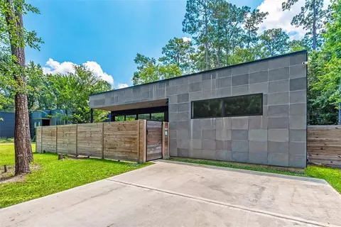 1601 Beech Dr, Conroe, TX 77385 photo 1