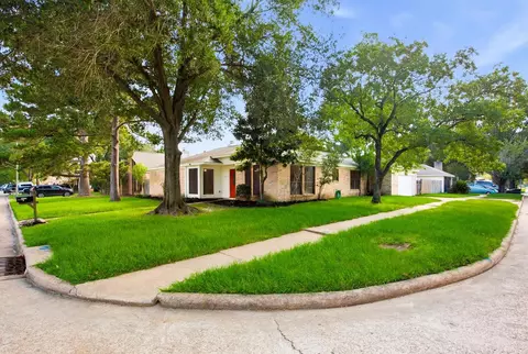 1902 Wingleaf Dr, Houston, TX 77084