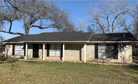 301 Dena Ln, Krugerville, TX 76227