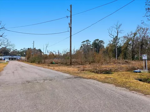 10815 Fairview Dr, Conroe, TX 77385