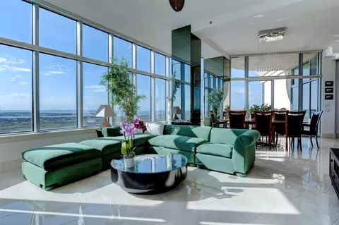 801 E Beach Dr #BC2808, Galveston, TX 77550