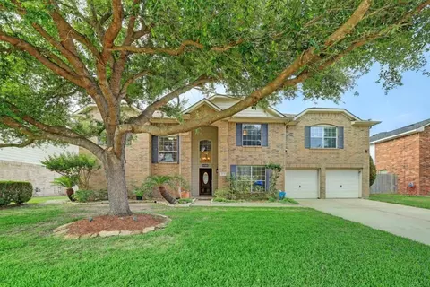 5949 Whispering Lakes Dr, Katy, TX 77493