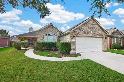 17230 Pecan Acres Dr, Sugar Land, TX 77498
