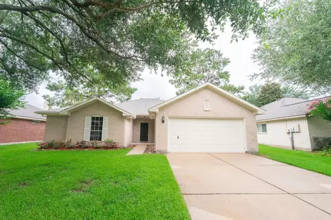 5109 Cherrywood Ct, League City, TX 77573