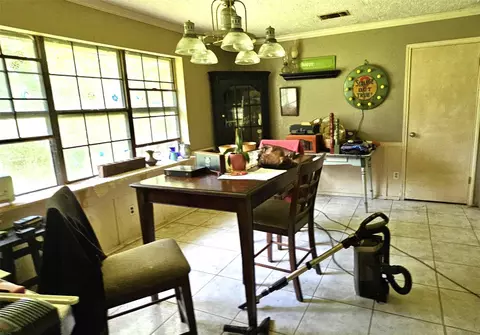 Dining - 4793 County Road 288, Angleton, TX 77515 photo 1 of 2