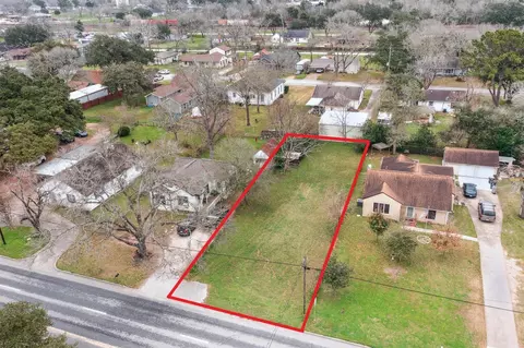 00 Meyer St, Sealy, TX 77474