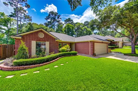 13823 Fountainview Dr, Montgomery, TX 77356