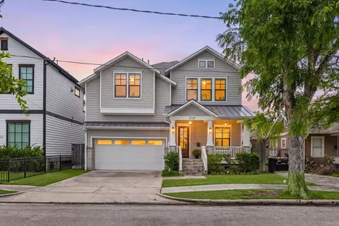 3710 Bradley St, Houston, TX 77009