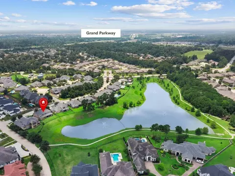 4906 Tres Lagos Dr, Spring, TX 77389 photo 8