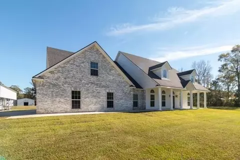 110 Dogwood Lane Ln, Lumberton, TX 77657