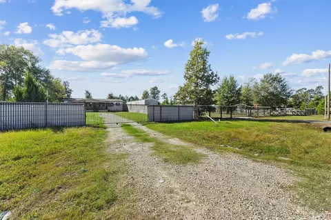 924 County Road 5021, Cleveland, TX 77327