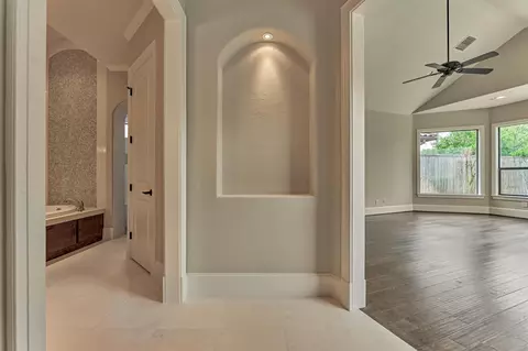 Entry Way - 25 Post Shadow Estate Dr, Spring, TX 77389 photo 5 of 6