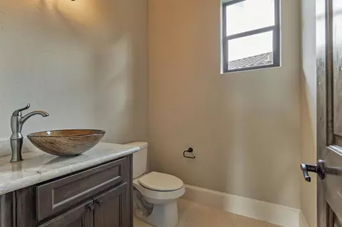 Bath - 25 Post Shadow Estate Dr, Spring, TX 77389 photo 6 of 8