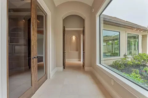 Entry Way - 25 Post Shadow Estate Dr, Spring, TX 77389 photo 4 of 6