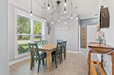 Dining - 402 Windsor Dr, Friendswood, TX 77546 photo 1 of 1