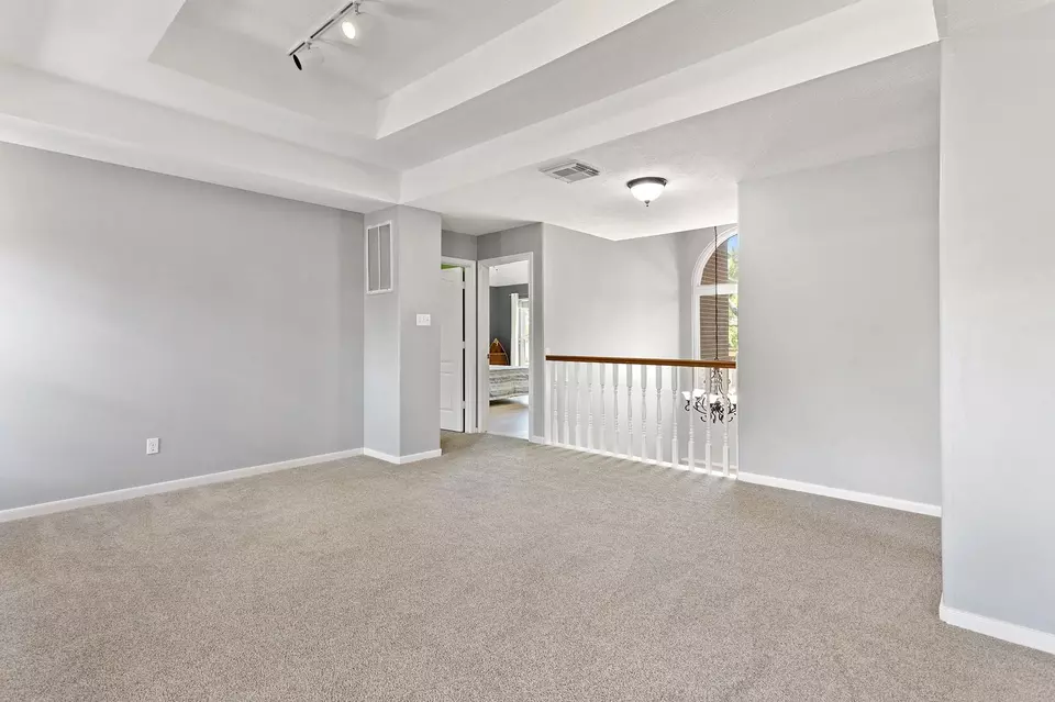 Other - 402 Windsor Dr, Friendswood, TX 77546 photo 7 of 11