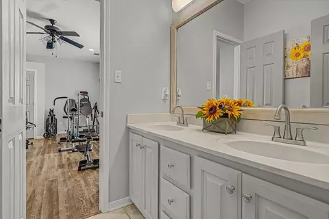 Other - 20 Chuckwagon Ct, Angleton, TX 77515 photo 4 of 12