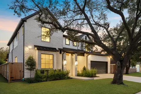 8021 Turquoise Ln, Houston, TX 77055
