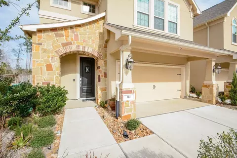 Exterior - 114 Silver Sky Ct, Conroe, TX 77304 photo 2 of 7
