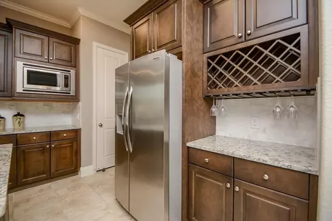 Kitchen - 114 Silver Sky Ct, Conroe, TX 77304 photo 7 of 7