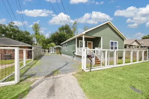 5105 Chapman St, Houston, TX 77009