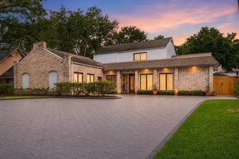 3007 Bainbridge Ct, Sugar Land, TX 77478
