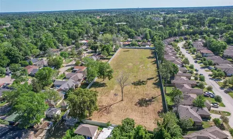 1501 S 3rd St, Conroe, TX 77301 photo 1