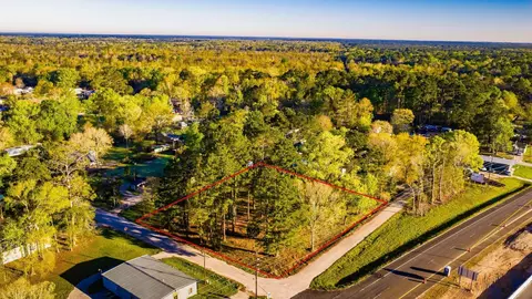 400 Hickory St, Cleveland, TX 77328