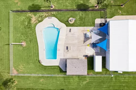 Exterior - 161 Four Master Rd, Freeport, TX 77541 photo 7 of 7