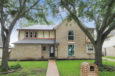 3130 Ashlock Dr, Houston, TX 77082