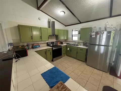 Kitchen - 1904 Dodge Ln, Wallis, TX 77485 photo 1 of 2