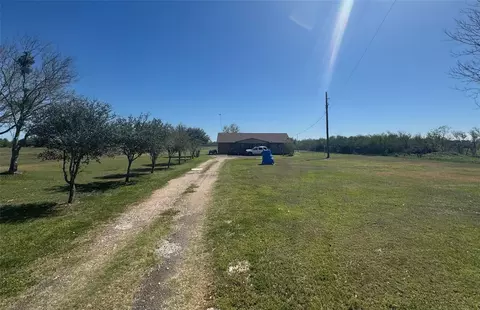 Other - 1904 Dodge Ln, Wallis, TX 77485 photo 1 of 7
