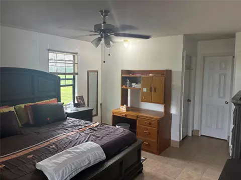 Bedroom - 1904 Dodge Ln, Wallis, TX 77485 photo 3 of 3