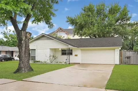2131 Counter Point Dr, Houston, TX 77055