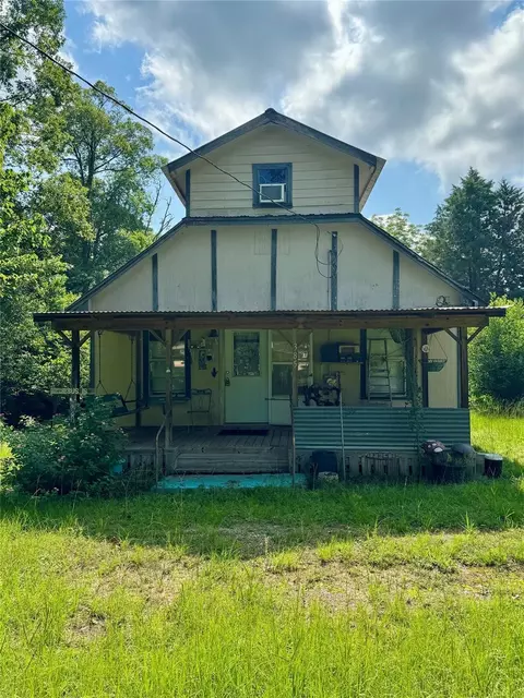 385 Ole Long Pull Rd, Livingston, TX 77351