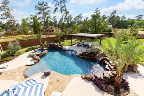 Exterior - 13 Pleasant Shadows Dr, Spring, TX 77389 photo 6 of 8