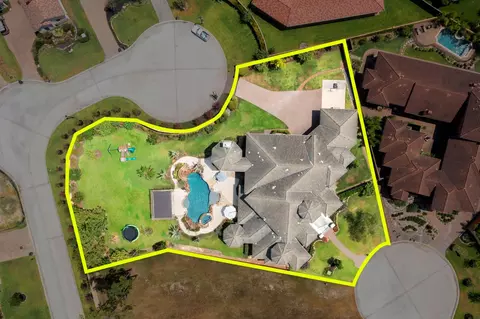 View/Area - 13 Pleasant Shadows Dr, Spring, TX 77389 photo 2 of 4