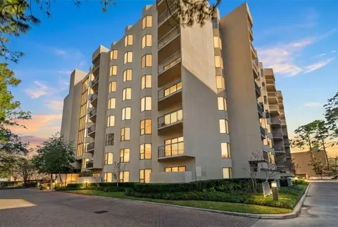 661 Bering Dr #504, Houston, TX 77057