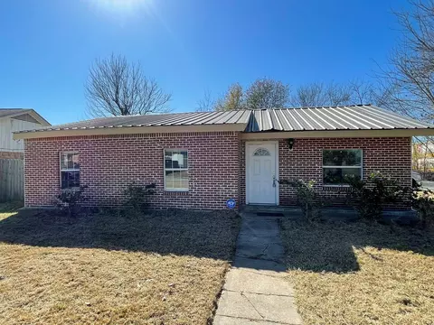 17202 Sunshine St, Houston, TX 77049
