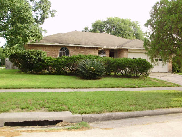 5803 Sunnygate Dr, Spring, TX 77373 photo 1