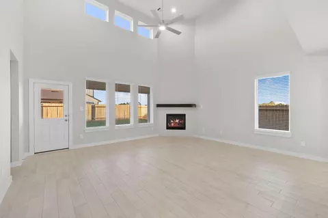 Living - 3030 Spitfire Dr, Rosenberg, TX 77471 photo 3 of 4