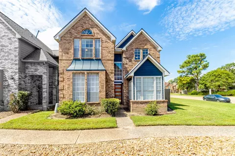 6657 Queensclub Dr, Houston, TX 77069