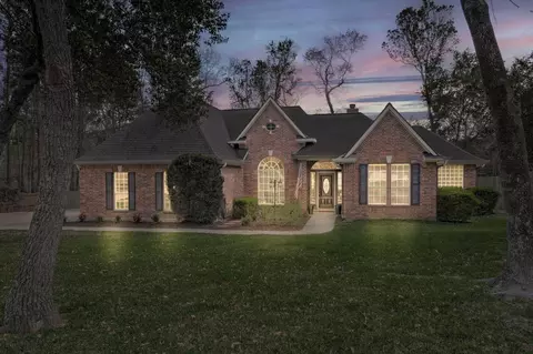 2306 Carriage Run E, Conroe, TX 77384