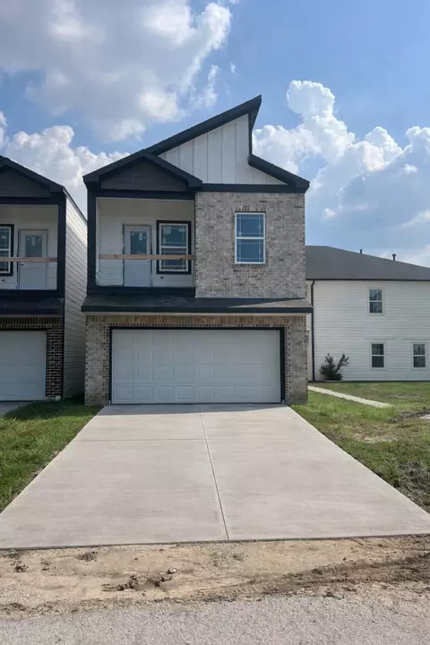 7420 Gonzales St, Houston, TX 77020