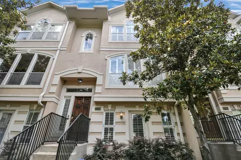 1739 French Village Dr, Houston, TX 77055